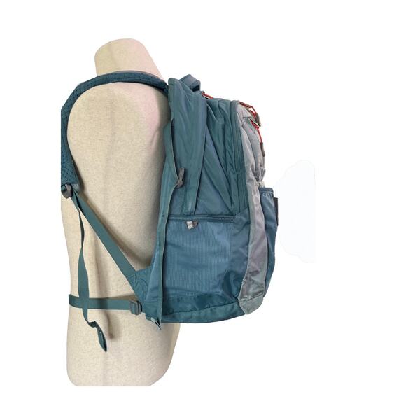 The North Face Recon Backpack Gray Blue Laptop Hiking School Bag - Picture 2 of 11